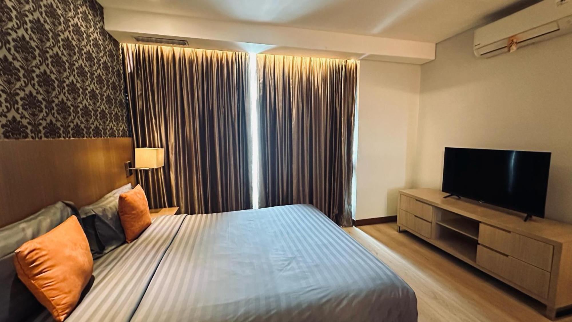 The H Tower Rasuna Suites Kuningan Jakarta By Villaloka Exteriör bild